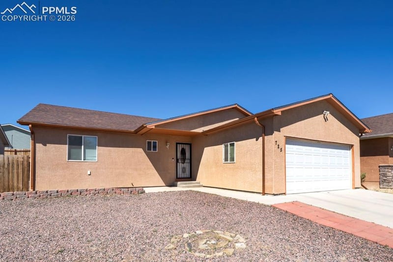 725 S Norwood Ave, Pueblo, CO 81001