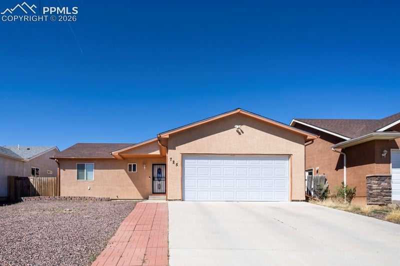 725 S Norwood Ave, Pueblo, CO 81001