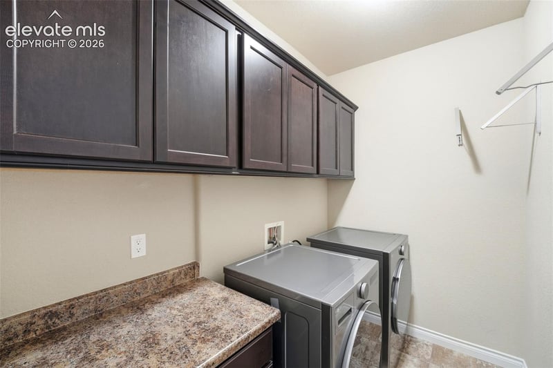 7264 Jagged Rock Cir, Colorado Springs, CO 80927