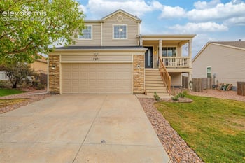 7275 Village Meadows Dr, Fountain, CO 80817