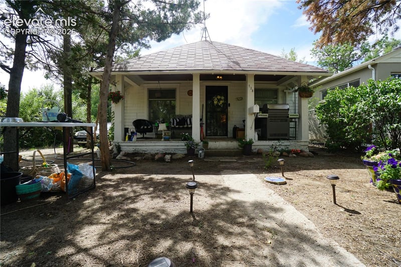 728 Prospect Lake Dr, Colorado Springs, CO 80910