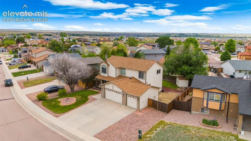 7325 Sue Ln, Colorado Springs, CO 80925