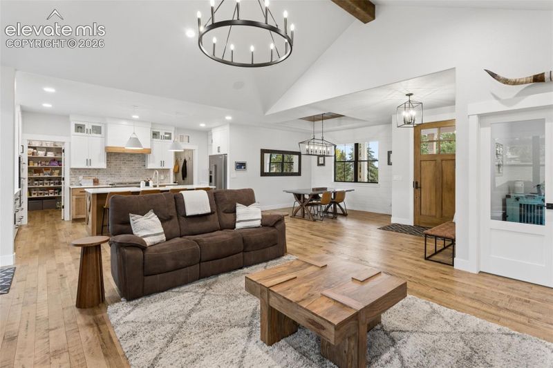7337 Walker Dr, Colorado Springs, CO 80920