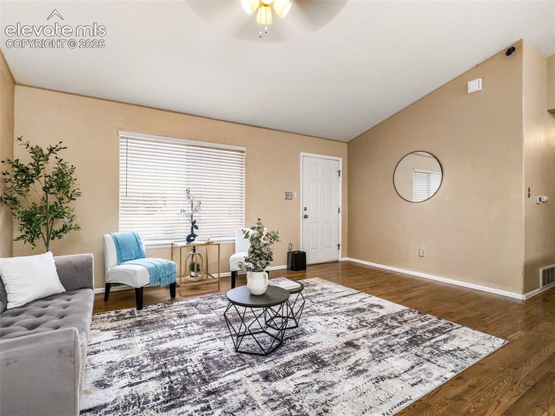 735 S Sterling Dr, Pueblo, CO 81007