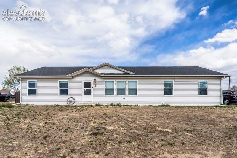 736 Indiana Ave, Limon, CO 80828