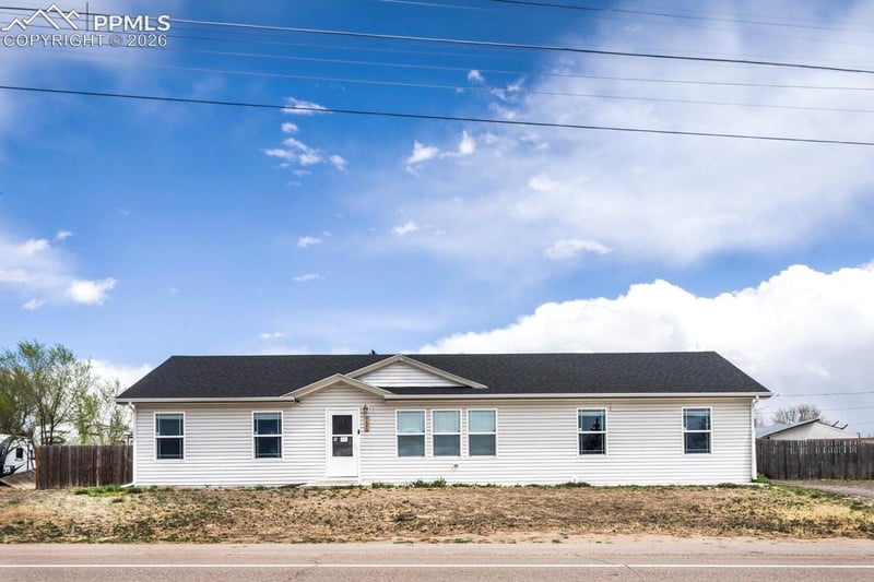 736 Indiana Ave, Limon, CO 80828