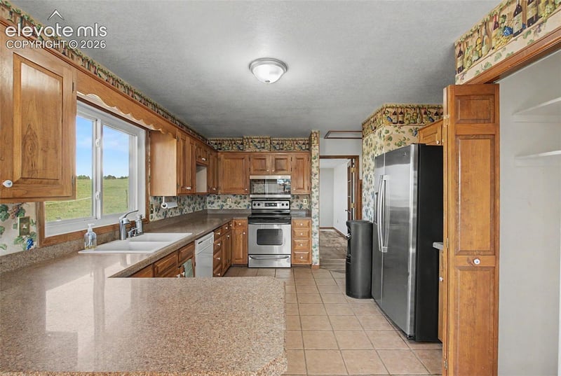 7360 Wilderness Dr, Colorado Springs, CO 80908