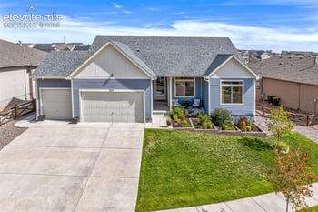7413 Rim Bluff Ln, Colorado Springs, CO 80927