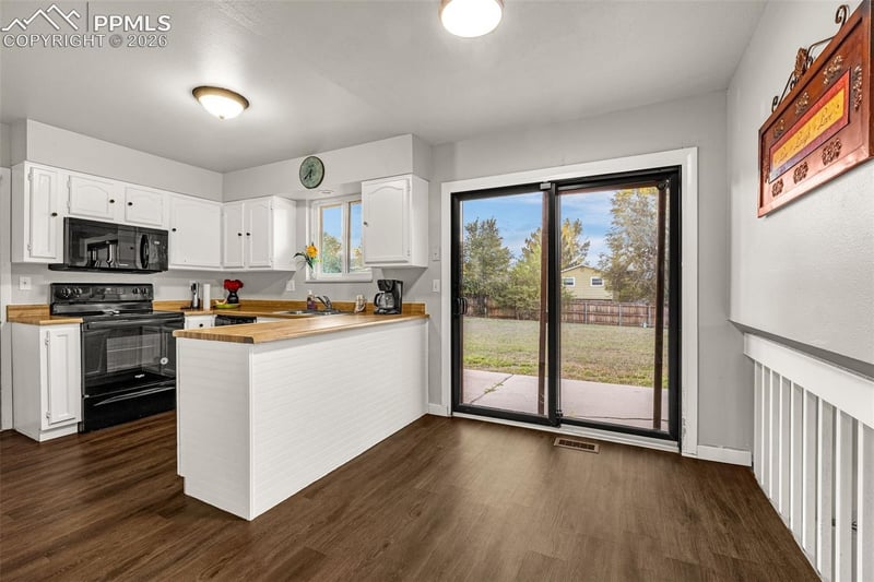 7430 Vineland Trl, Colorado Springs, CO 80911