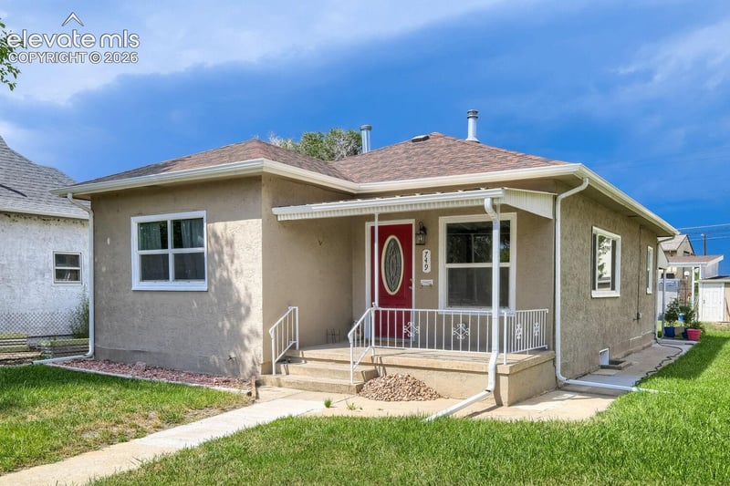 749 W Corona Ave, Pueblo, CO 81004