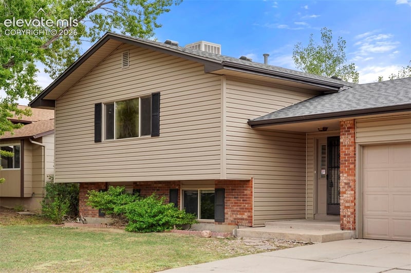 7515 Deer Trl, Colorado Springs, CO 80911