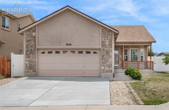 7578 Sun Prairie Dr, Colorado Springs, CO 80925
