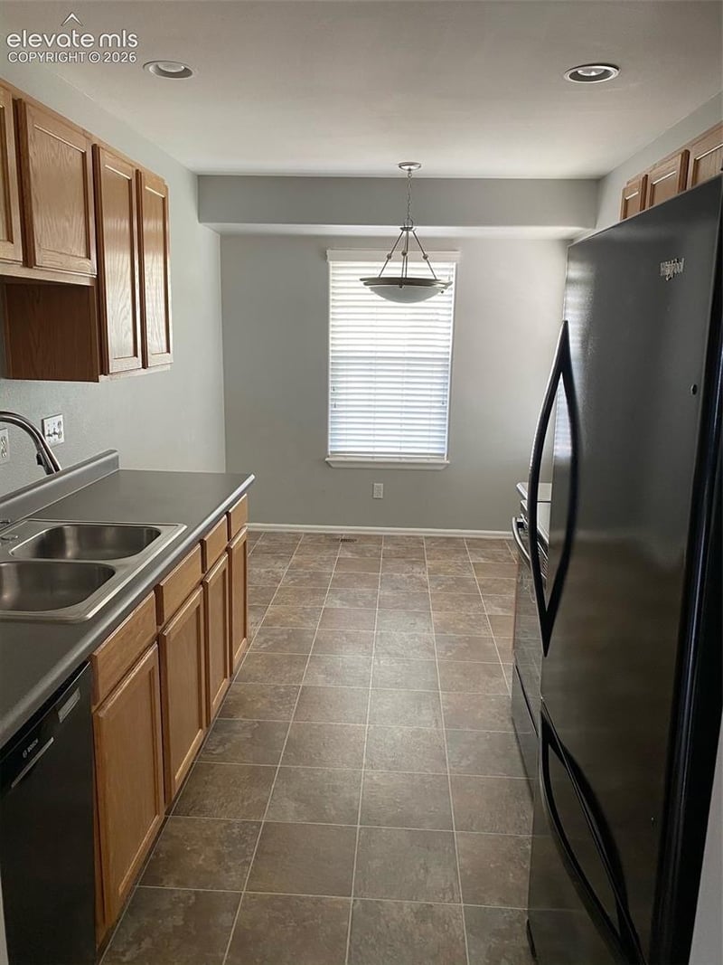 76 Vale Cir, Palmer Lake, CO 80133