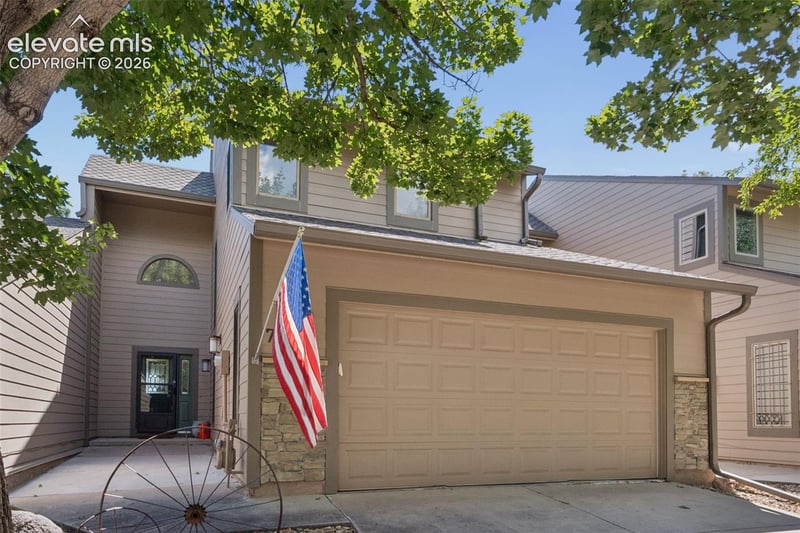 76 Woodbridge Dr, Colorado Springs, CO 80906