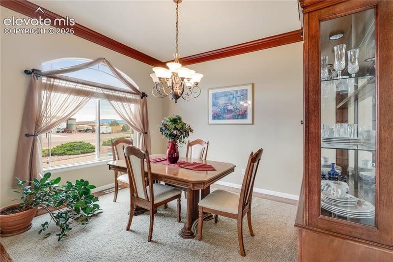 777 E Woodleaf Dr, Pueblo, CO 81007