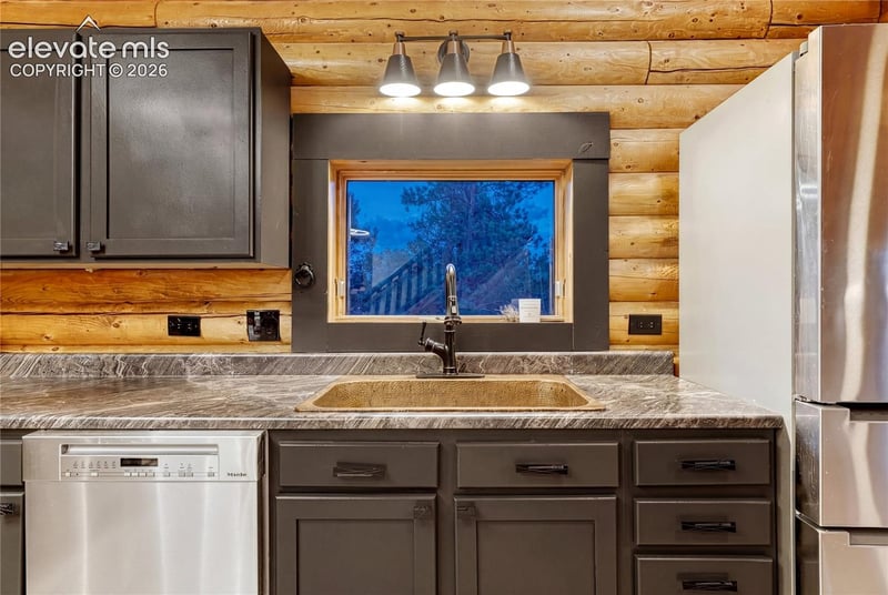 78 Barr Lake Cir, Divide, CO 80814