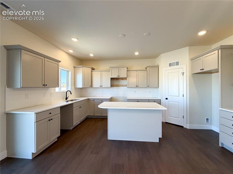7830 Moore Dr, Colorado Springs, CO 80908