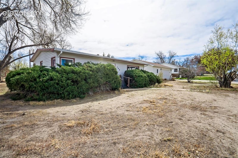 790 J Ave, Limon, CO 80828