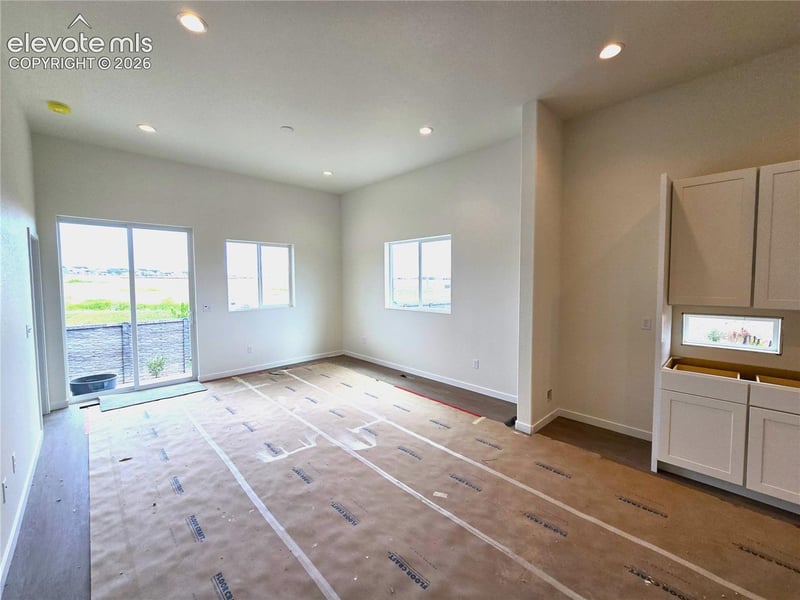 8039 School House Dr, Colorado Springs, CO 80908