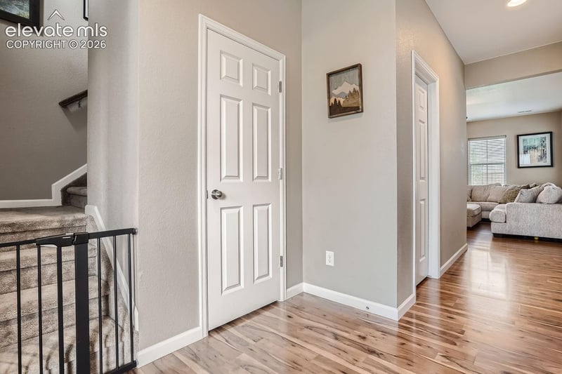 806 White Crow St, Aurora, CO 80018