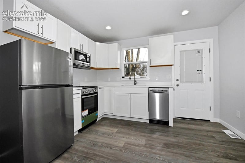 811 Swope Ave, Colorado Springs, CO 80909