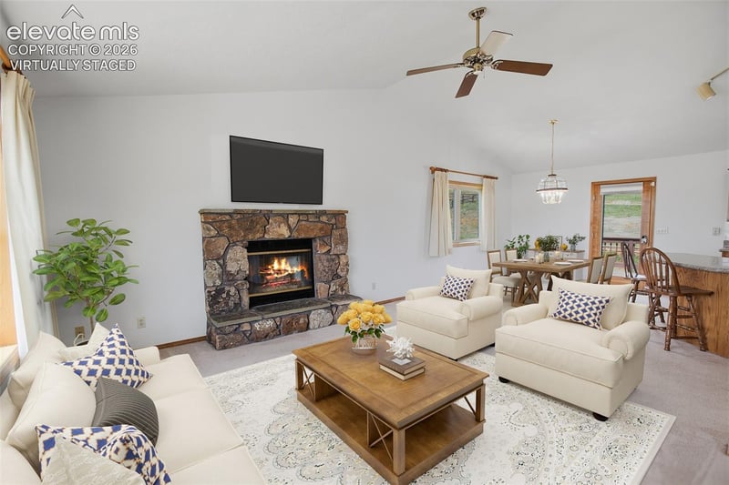 812 Red Eagle Ct, Woodland Park, CO 80863