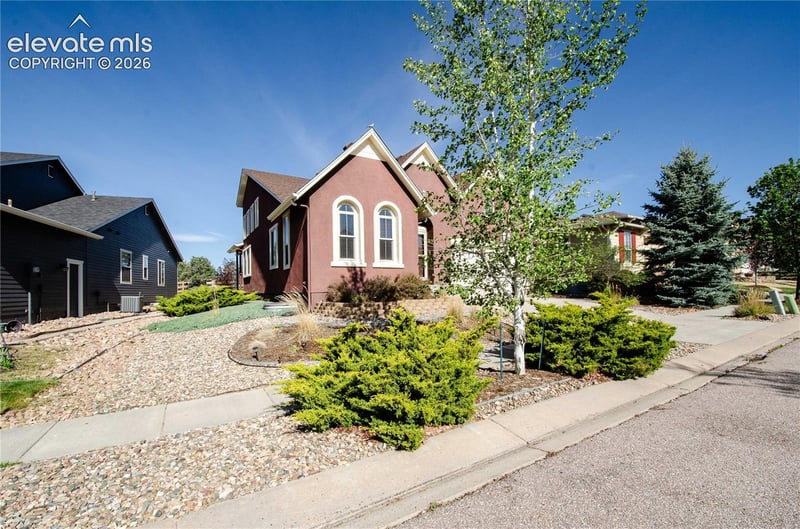 8122 Winding Passage Dr, Colorado Springs, CO 80924