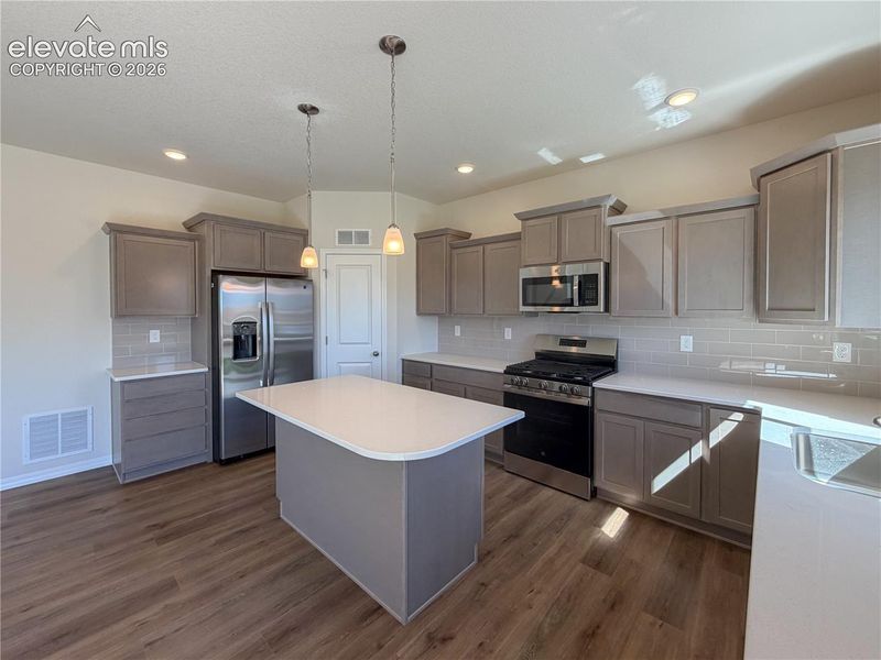 8227 Henzlee Pl, Falcon, CO 80831