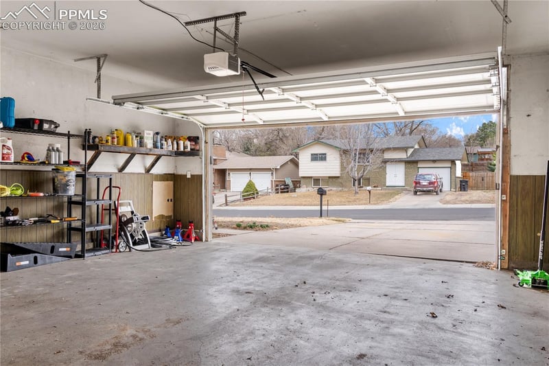 823 Squire St, Colorado Springs, CO 80911