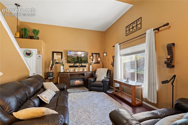 8234 Meadowcrest Dr, Fountain, CO 80817