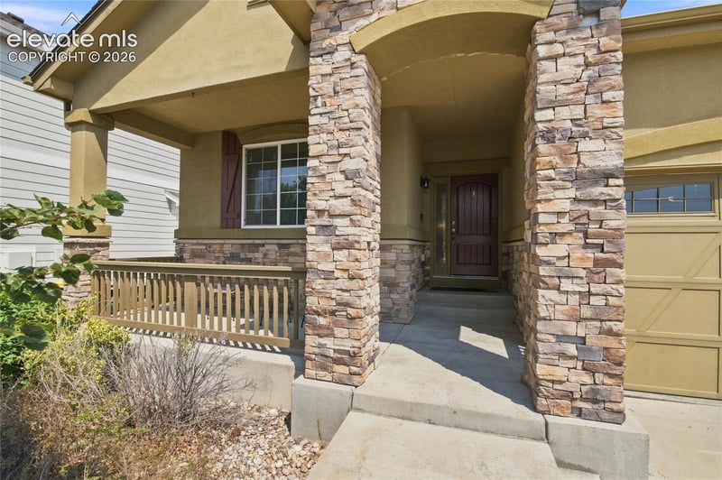 8238 Hollygrape Ln, Colorado Springs, CO 80927
