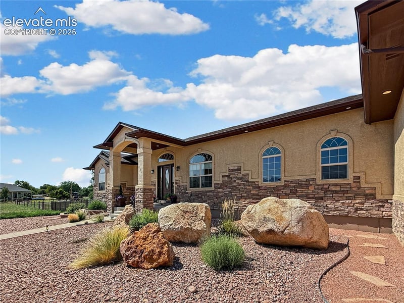 824 Patience Pl, Pueblo, CO 81006
