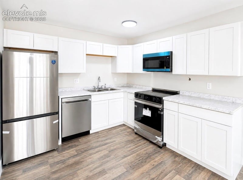 825 San Antonio Pl, Colorado Springs, CO 80906