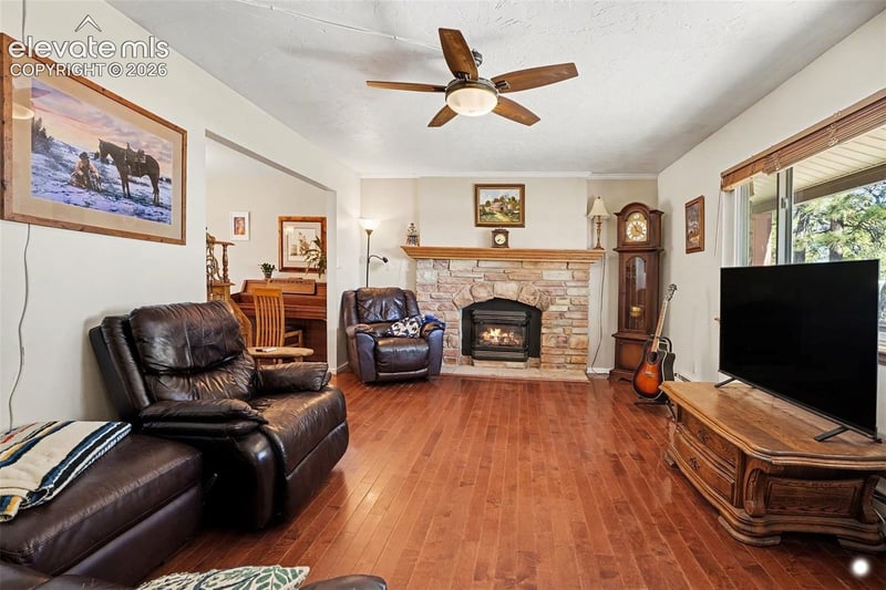 8265 Tannenbaum Rd, Colorado Springs, CO 80908