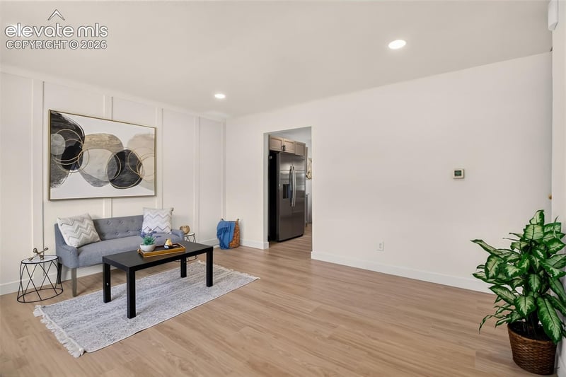 827 Bryce Dr, Colorado Springs, CO 80910