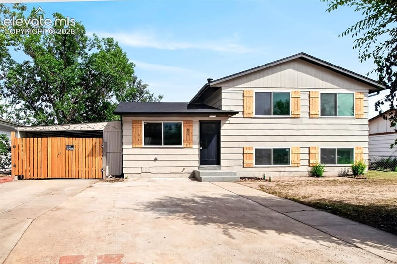 827 Bryce Dr, Colorado Springs, CO 80910