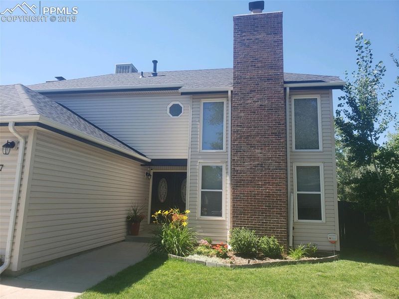 8277 S Jasmine Ct, Centennial, CO 80112