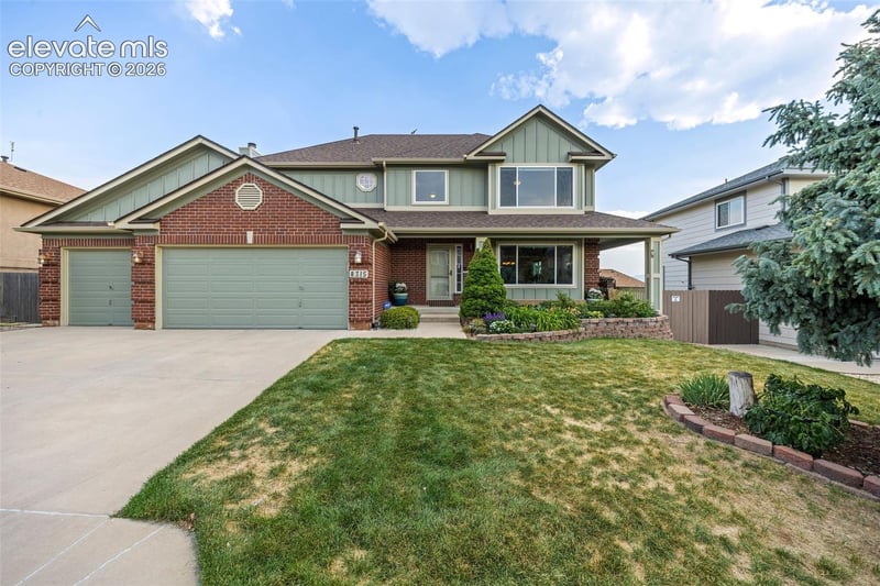8315 Drayton Hall Dr, Colorado Springs, CO 80920