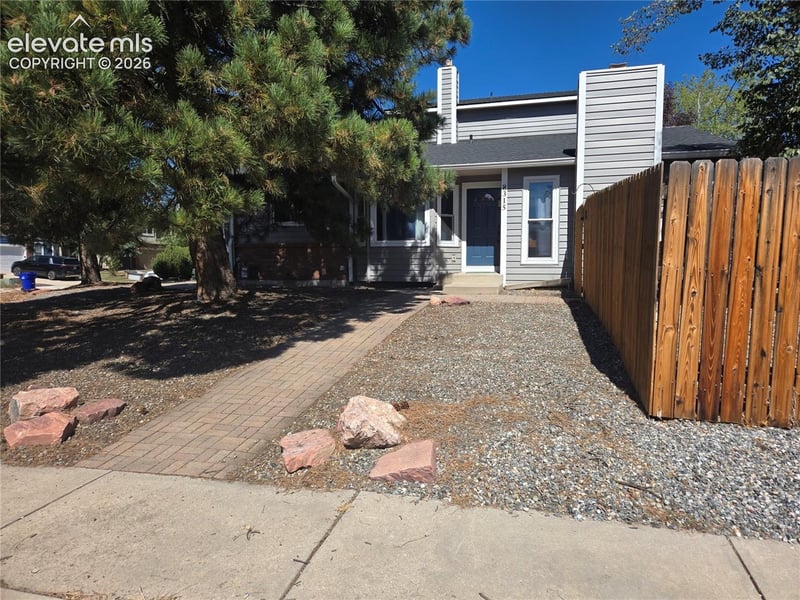 8315 Pepperridge Dr, Colorado Springs, CO 80920