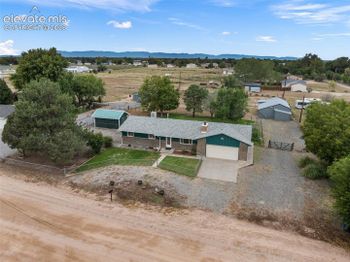 833 Consolidation Ln, Pueblo, CO 81006