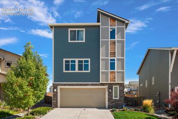 833 Grissom Dr, Colorado Springs, CO 80915
