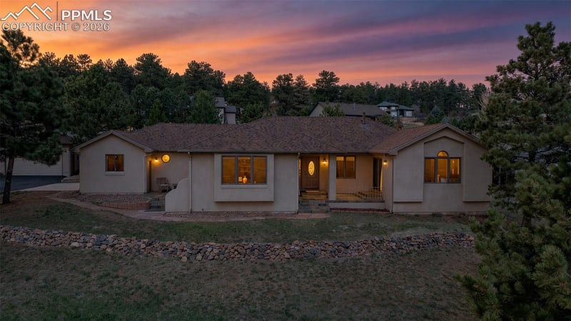 8332 Bannock Rd, Larkspur, CO 80118