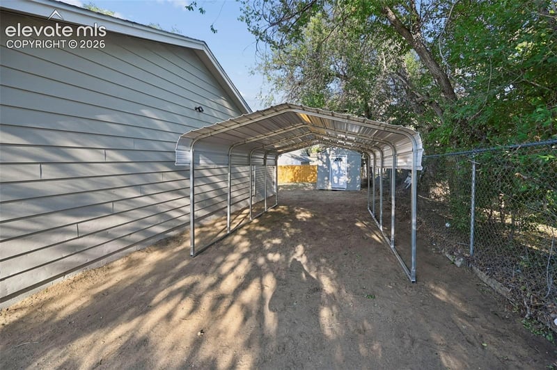 838 Sequoia Dr, Colorado Springs, CO 80910