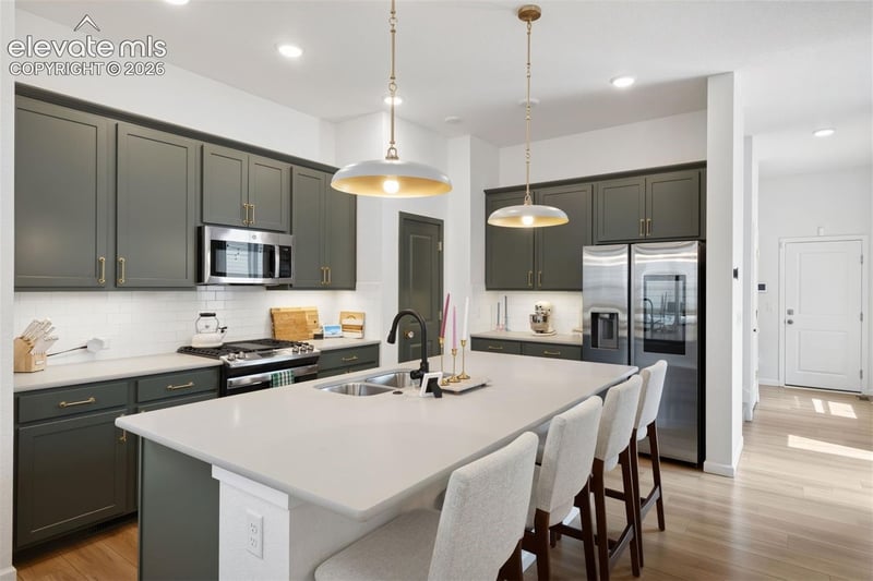 84 Mayflower Park Pl, Colorado Springs, CO 80905