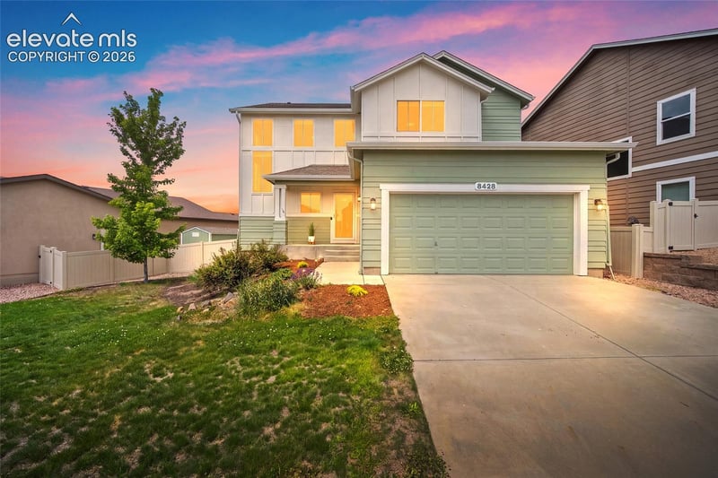 8428 Creek Brush Dr, Colorado Springs, CO 80908