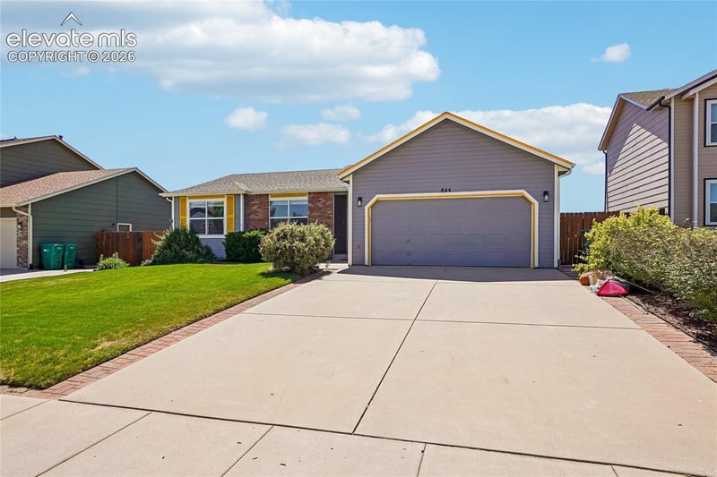 844 Foxwood Dr, Colorado Springs, CO 80911