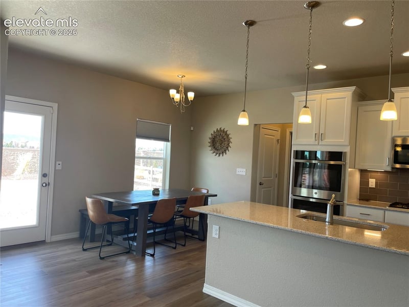 8442 Noreen Falls Dr, Colorado Springs, CO 80924