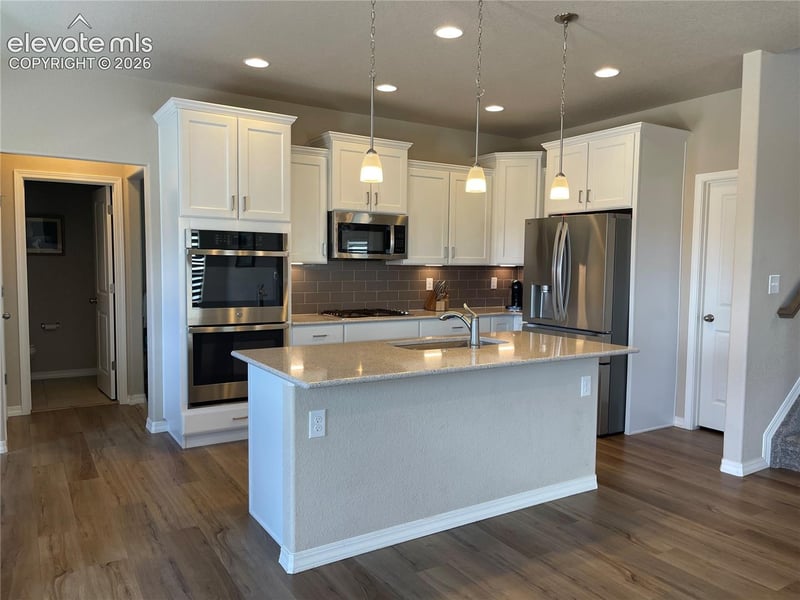 8442 Noreen Falls Dr, Colorado Springs, CO 80924
