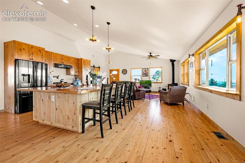 8480 Delaware Rd, Colorado Springs, CO 80926