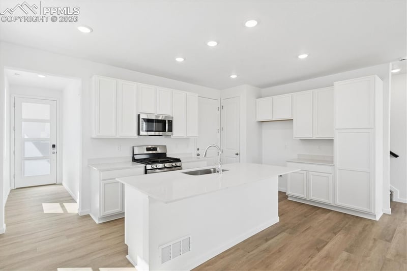 849 Solum Grv, Colorado Springs, CO 80915